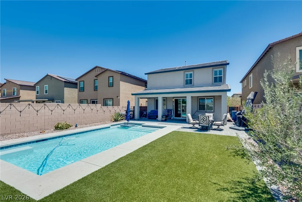 9273 Bluemist Falls, Las Vegas, NV 89123