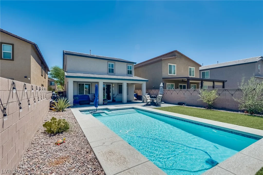 9273 Bluemist Falls, Las Vegas, NV 89123