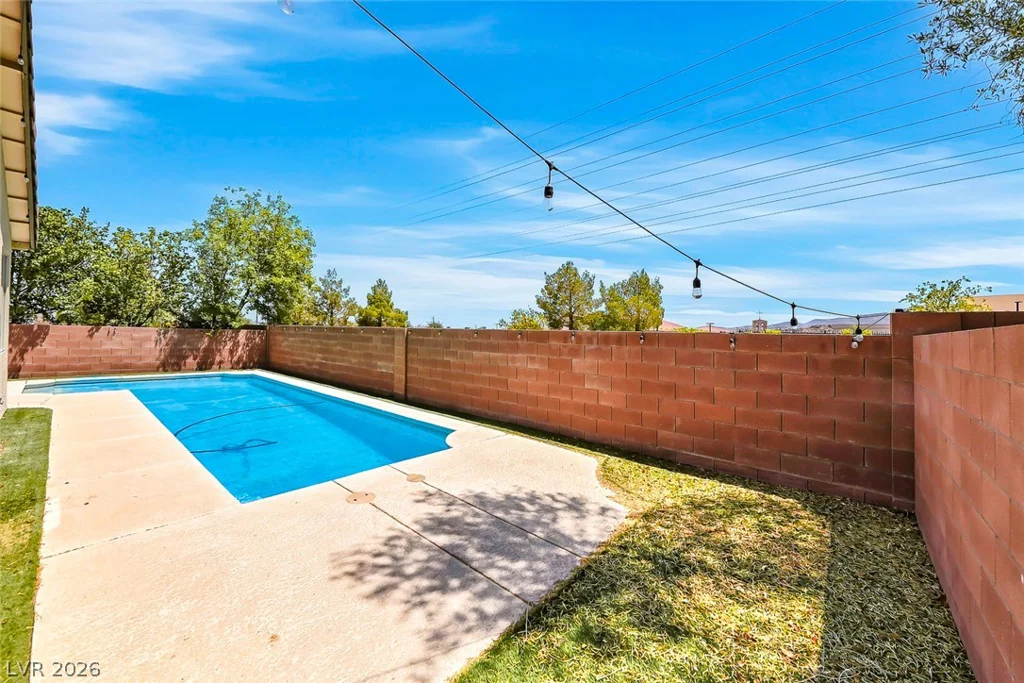 792 Valley Rise, Henderson, NV 89052
