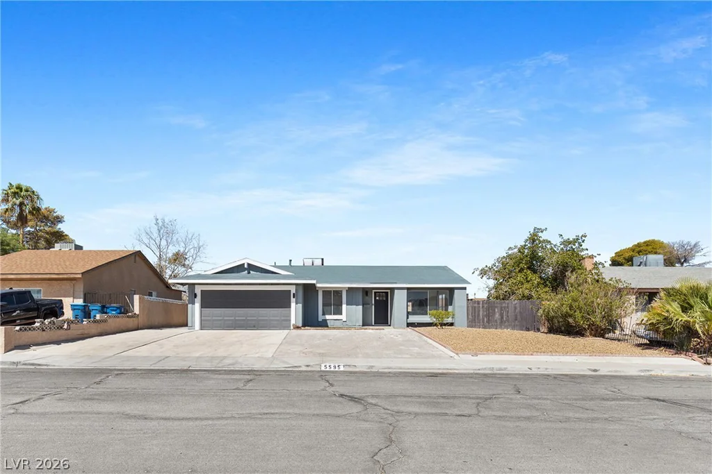5595 Chestnut, Las Vegas, NV 89119