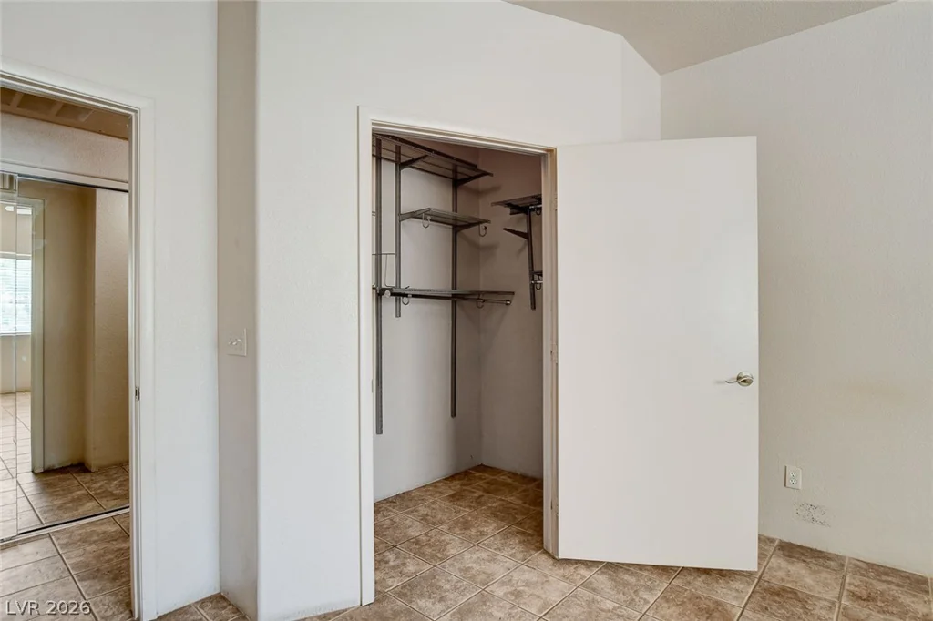 5751 Hacienda, Las Vegas, NV 89122
