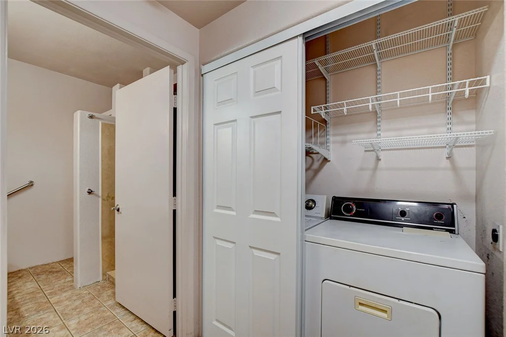 5751 Hacienda, Las Vegas, NV 89122