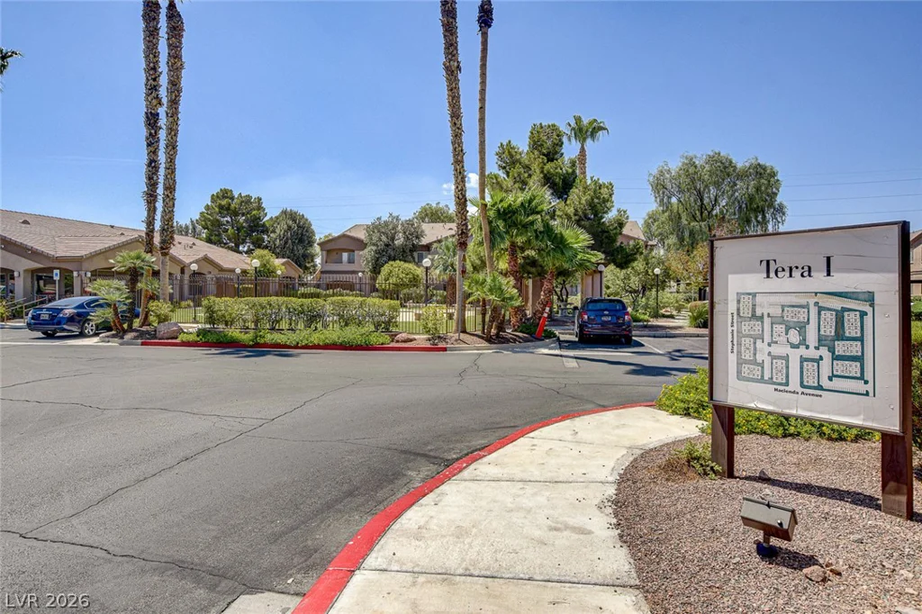 5751 Hacienda, Las Vegas, NV 89122