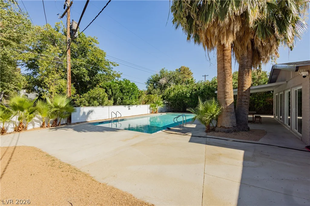 1131 Strong, Las Vegas, NV 89102
