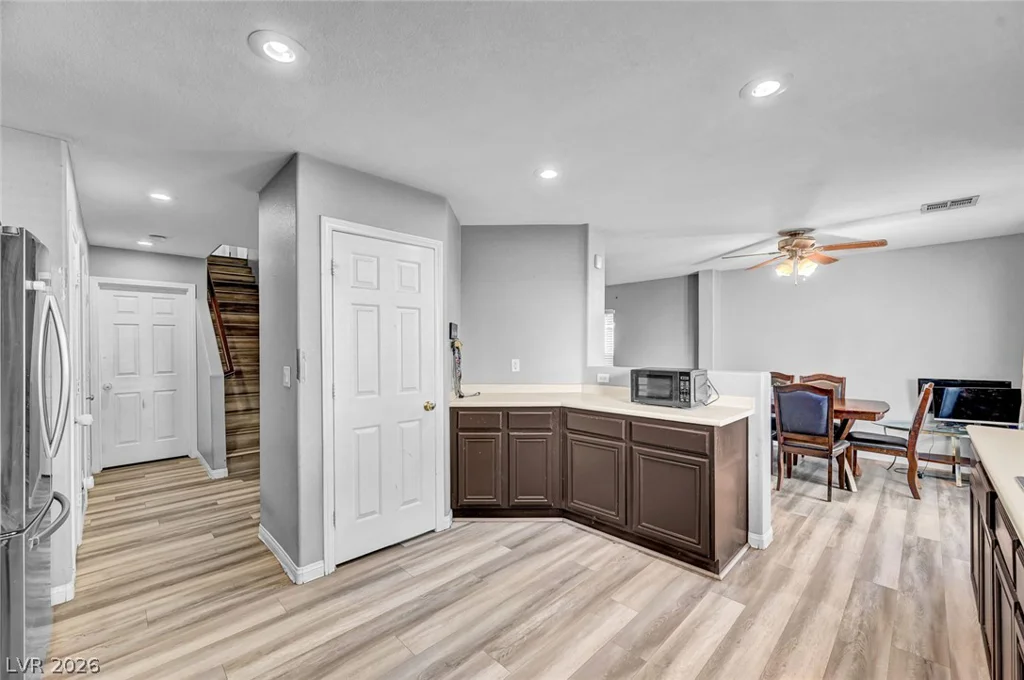 3966 Shimmering Plains, Las Vegas, NV 89129