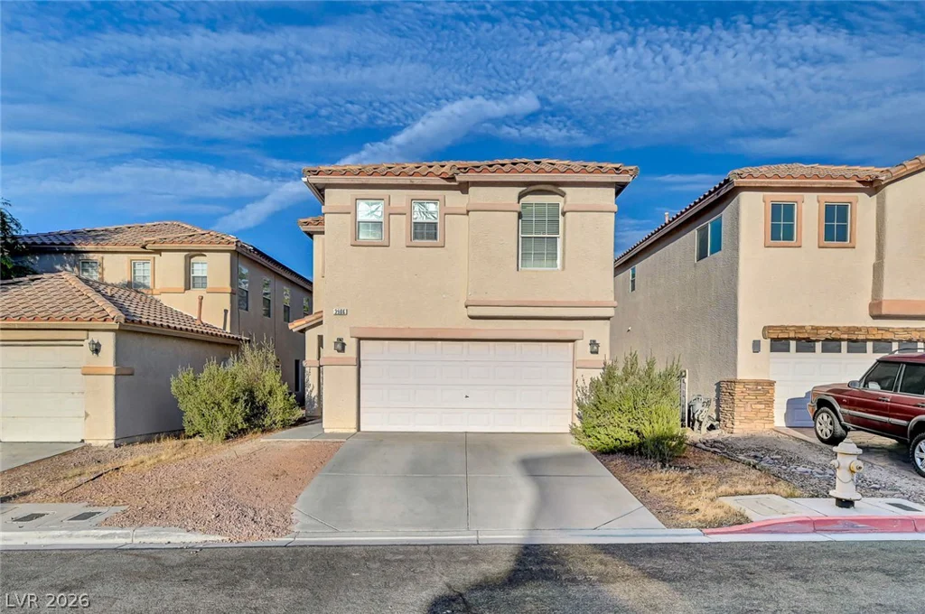 3966 Shimmering Plains, Las Vegas, NV 89129