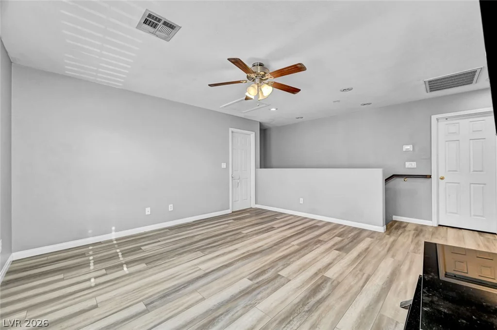 3966 Shimmering Plains, Las Vegas, NV 89129