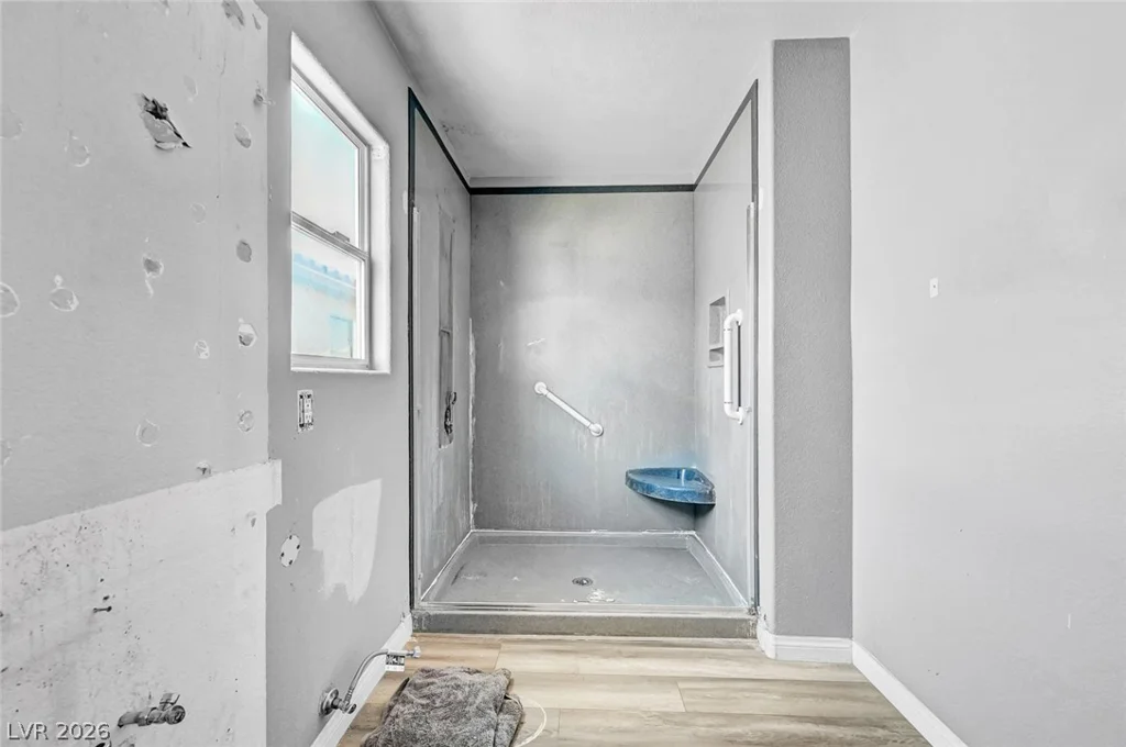 3966 Shimmering Plains, Las Vegas, NV 89129