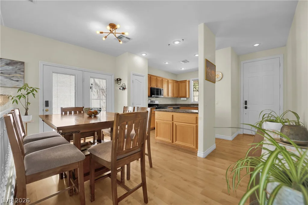 1532 Stone Valley, Las Vegas, NV 89183