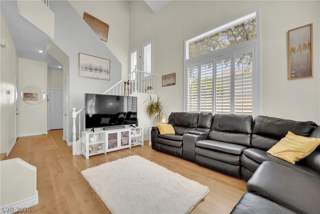 1532 Stone Valley, Las Vegas, NV 89183
