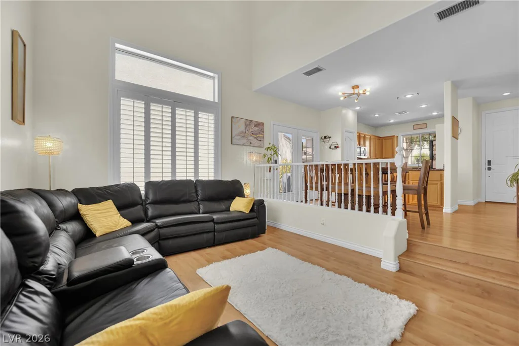 1532 Stone Valley, Las Vegas, NV 89183