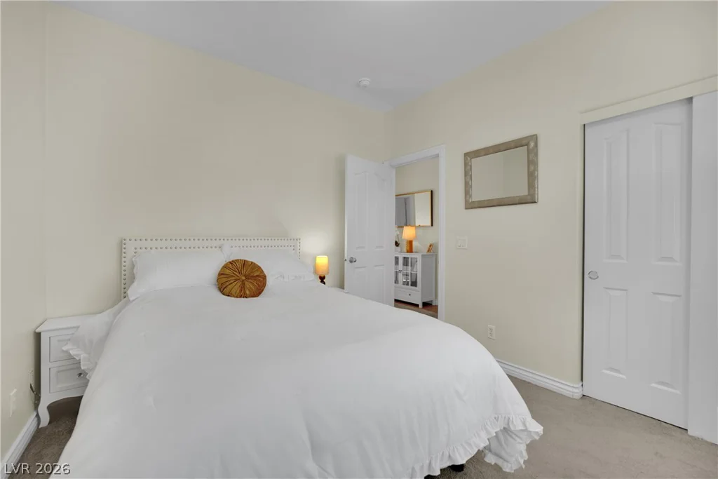1532 Stone Valley, Las Vegas, NV 89183