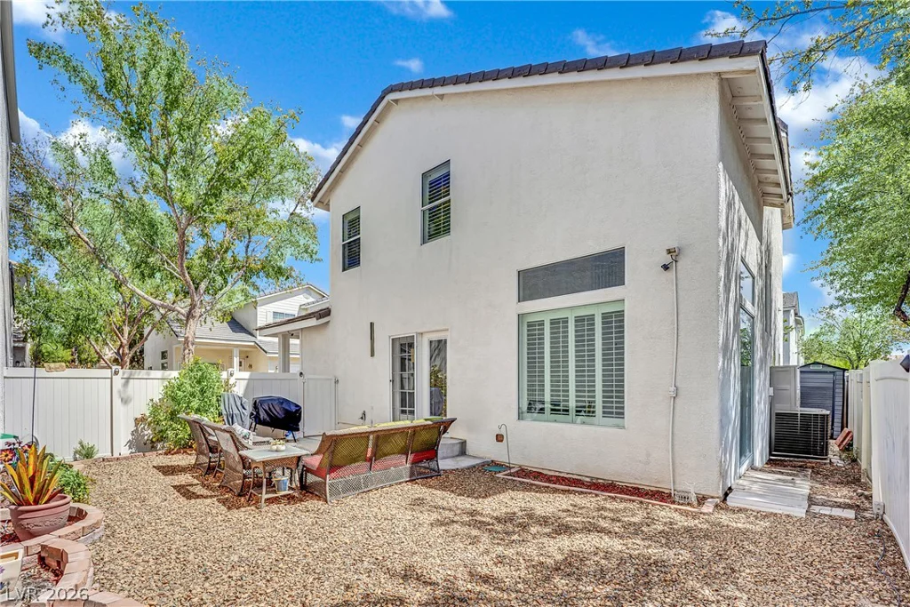 1532 Stone Valley, Las Vegas, NV 89183