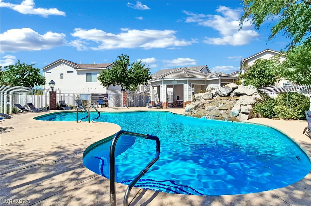 1532 Stone Valley, Las Vegas, NV 89183