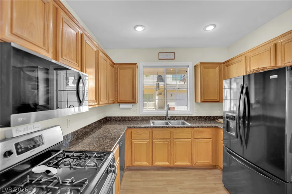 1532 Stone Valley, Las Vegas, NV 89183