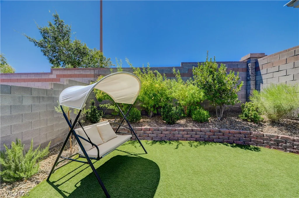 423 Red Canvas, Las Vegas, NV 89144