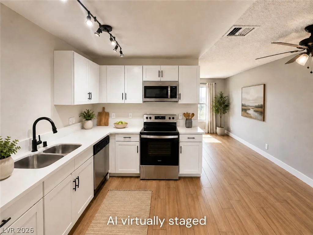 813 Cline, Las Vegas, NV 89145