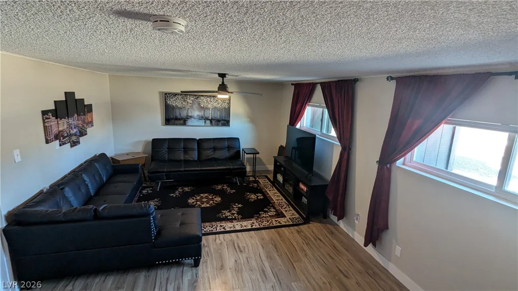 813 Cline, Las Vegas, NV 89145