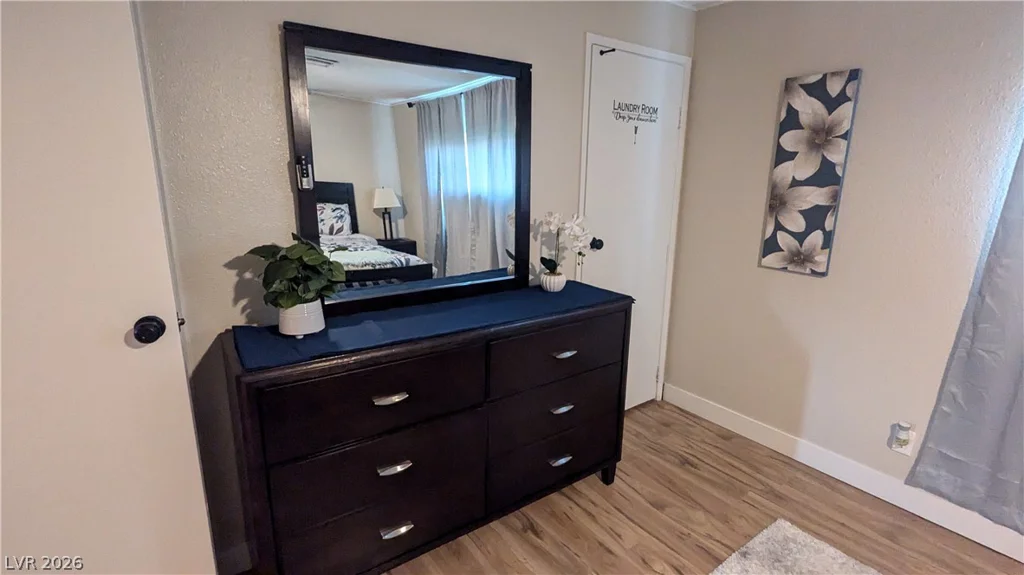 813 Cline, Las Vegas, NV 89145