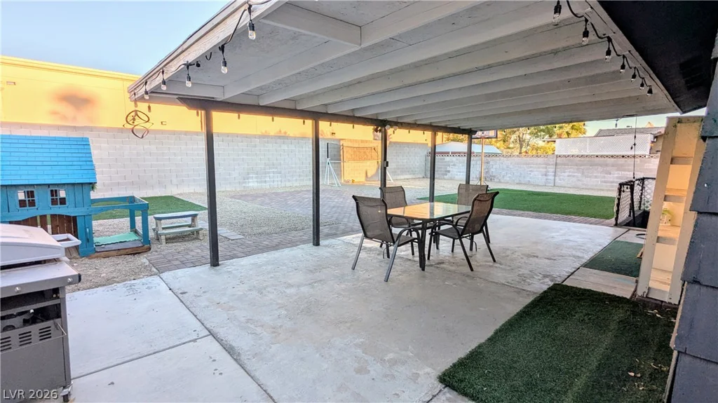 813 Cline, Las Vegas, NV 89145