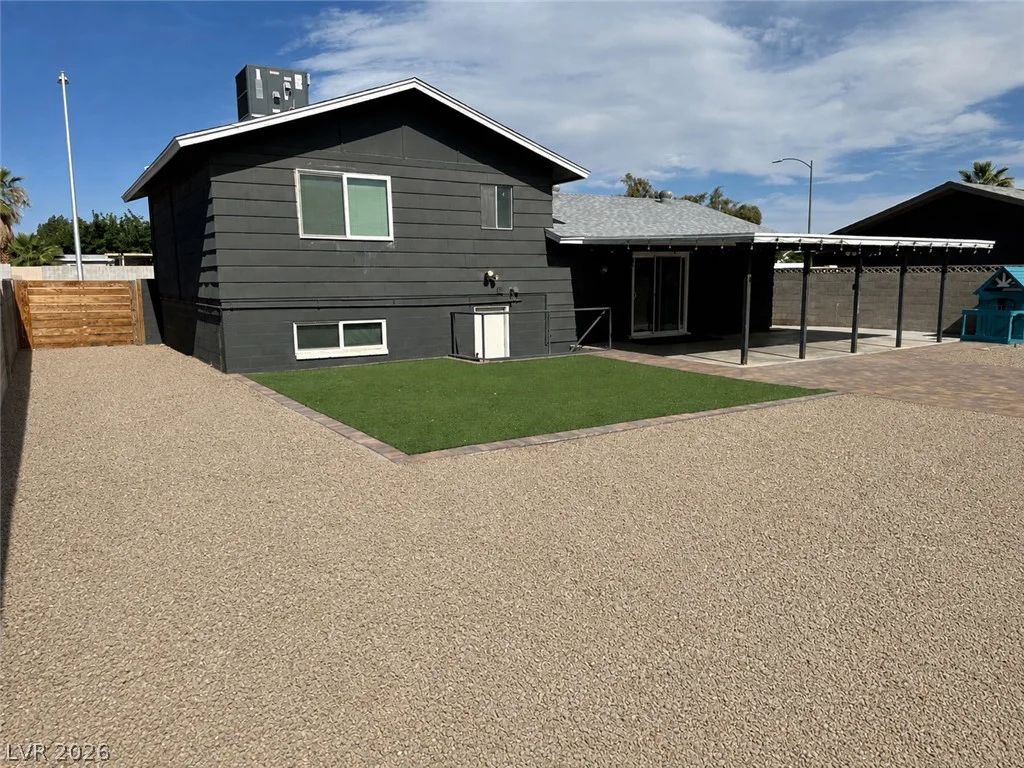 813 Cline, Las Vegas, NV 89145