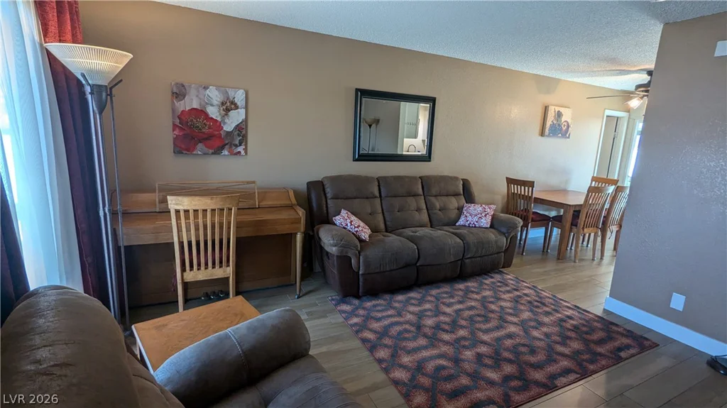 813 Cline, Las Vegas, NV 89145