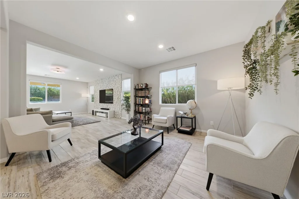 5795 Park, Las Vegas, NV 89149