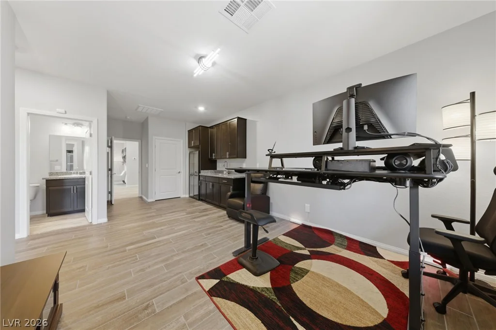 5795 Park, Las Vegas, NV 89149