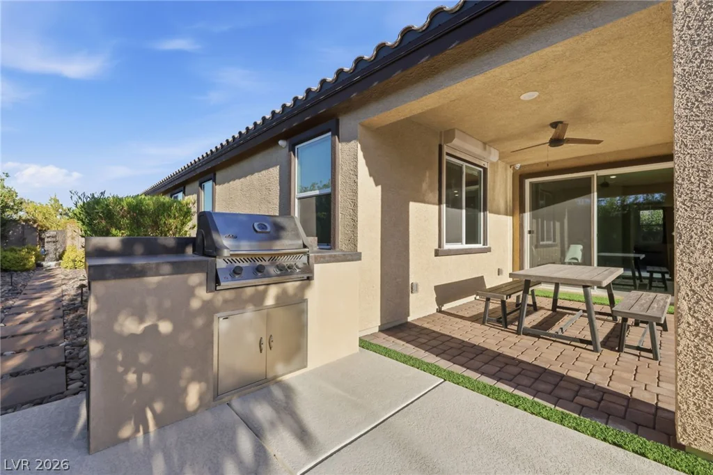 5795 Park, Las Vegas, NV 89149