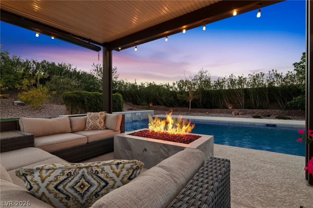 5795 Park, Las Vegas, NV 89149