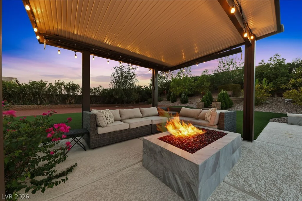 5795 Park, Las Vegas, NV 89149