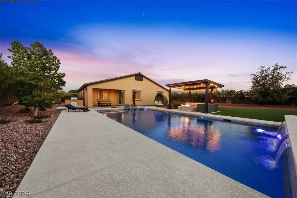 5795 Park, Las Vegas, NV 89149