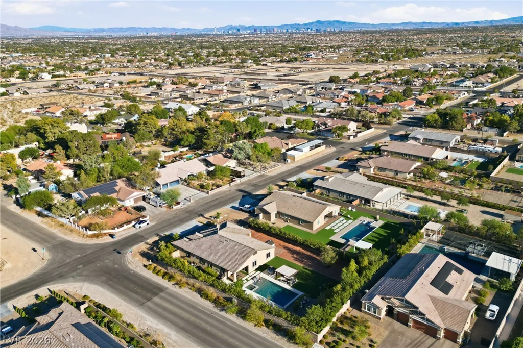 5795 Park, Las Vegas, NV 89149