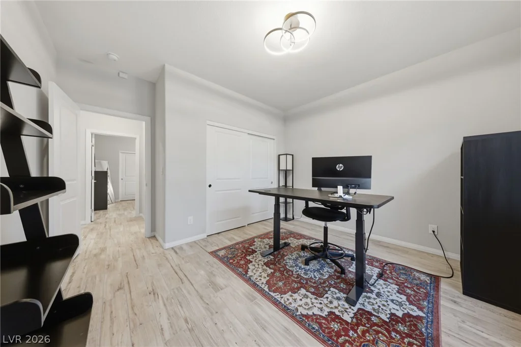 5795 Park, Las Vegas, NV 89149