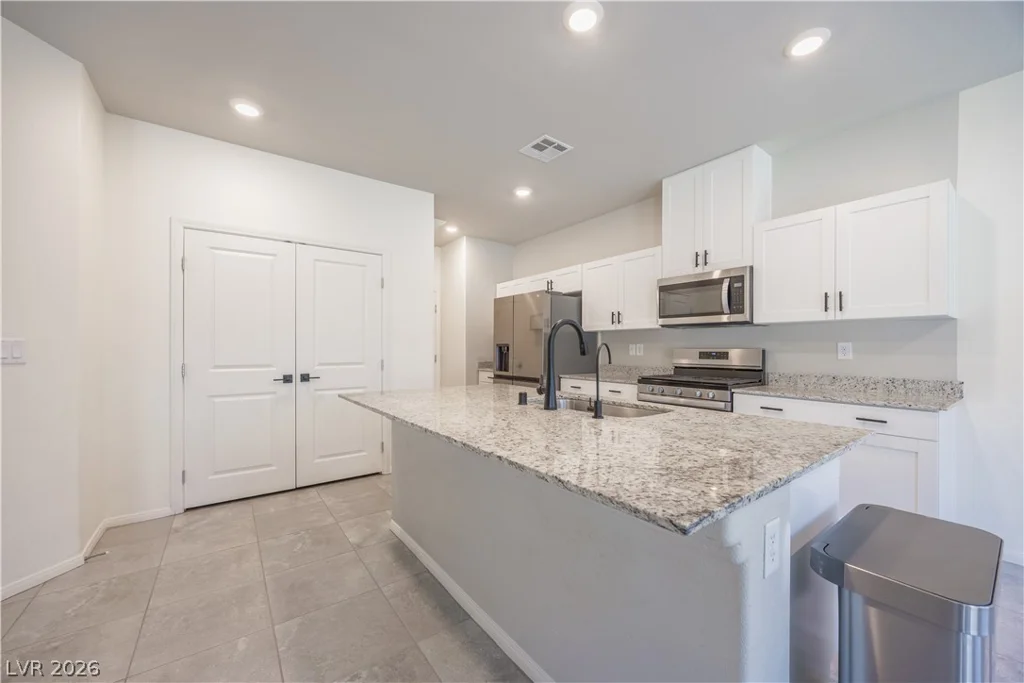 3760 Ramura, North Las Vegas, NV 89084