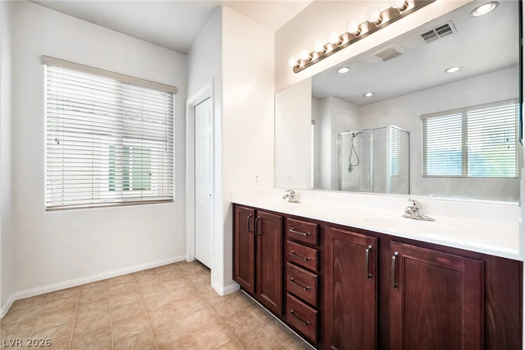 9881 Pocono Palace, Las Vegas, NV 89178
