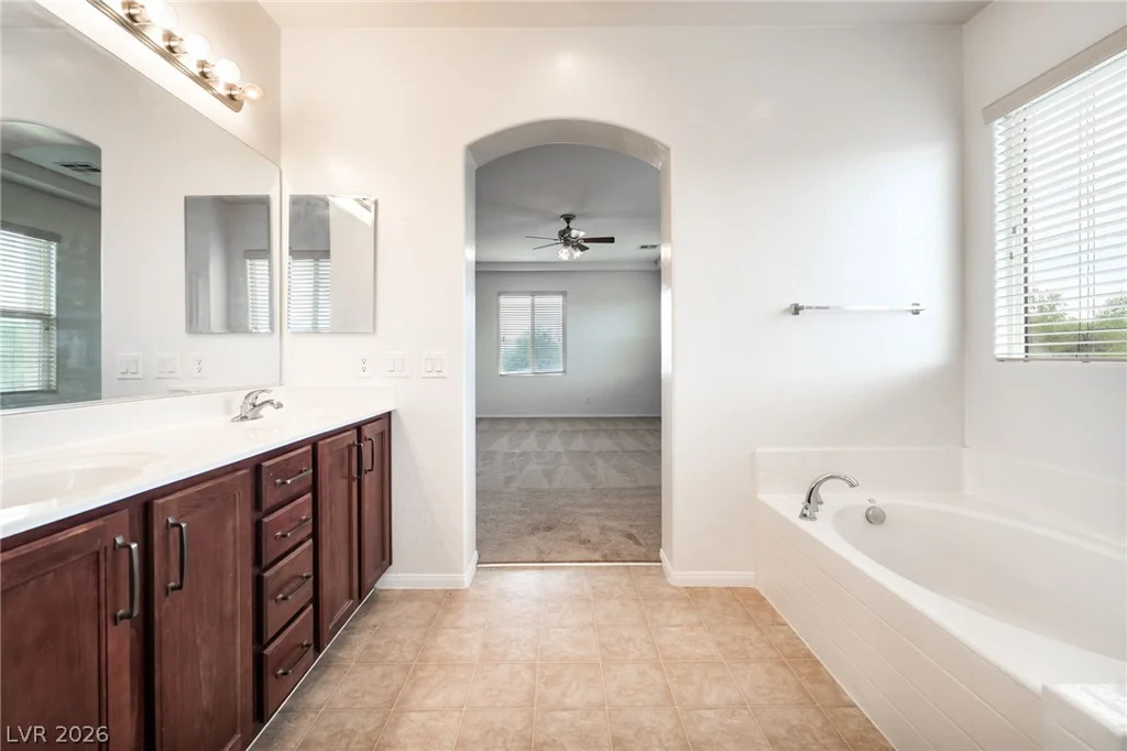 9881 Pocono Palace, Las Vegas, NV 89178