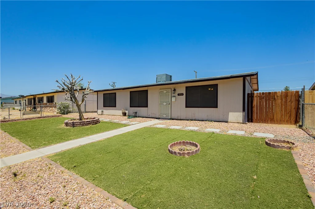 1904 Carey, North Las Vegas, NV 89032