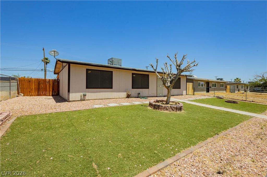 1904 Carey, North Las Vegas, NV 89032