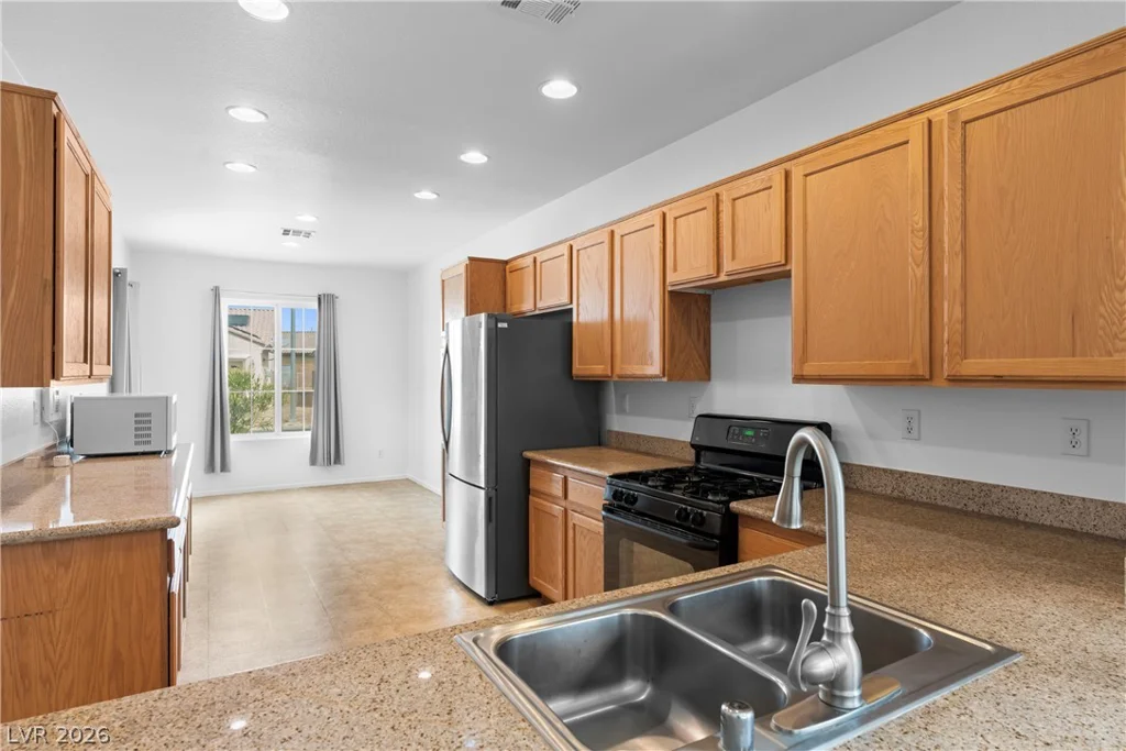 6285 Rock Dove, Las Vegas, NV 89122