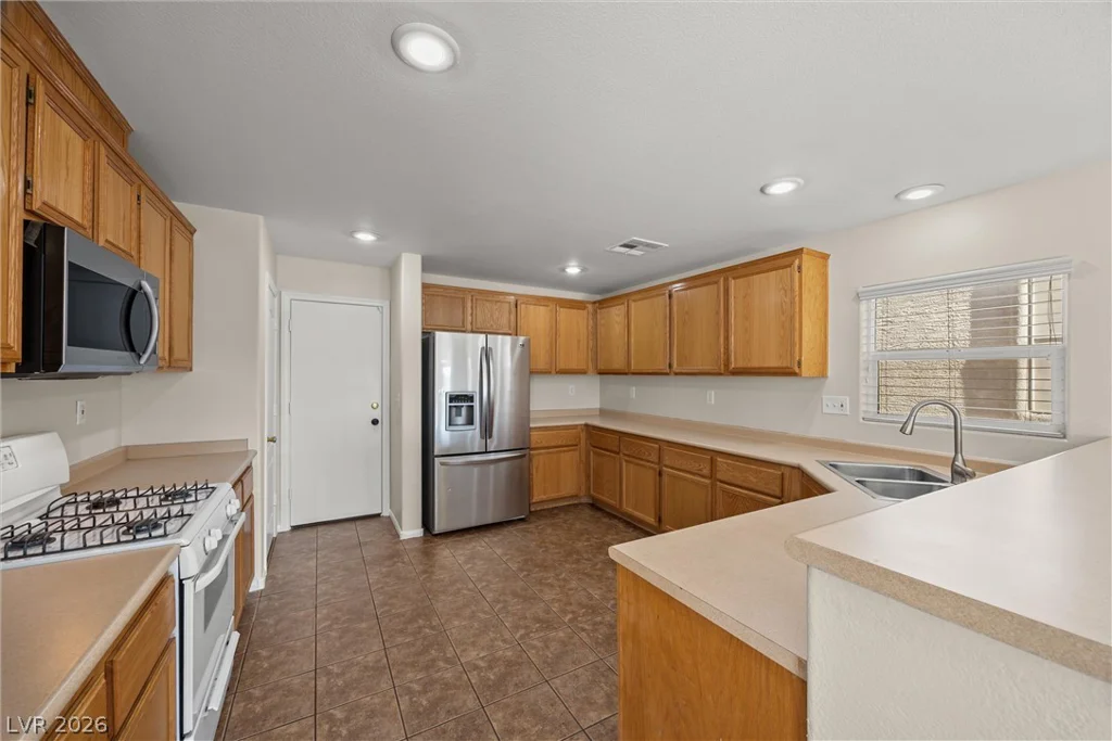 6512 Chatterer, North Las Vegas, NV 89084