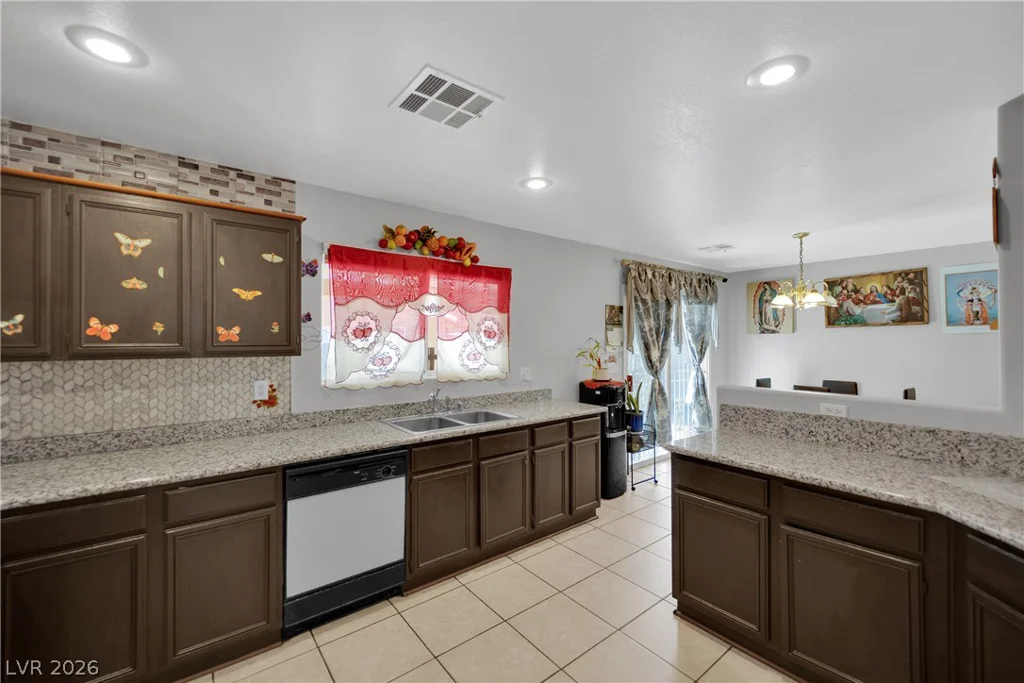 5311 Georgeson, Las Vegas, NV 89110