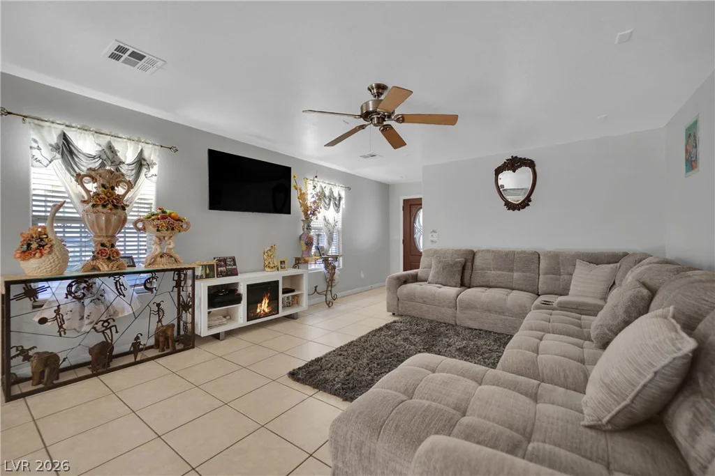 5311 Georgeson, Las Vegas, NV 89110