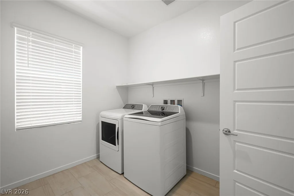 3623 Dusted Glow, Henderson, NV 89044