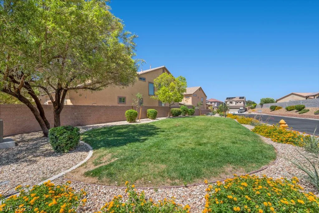 1640 Yellow Tulip, Henderson, NV 89012