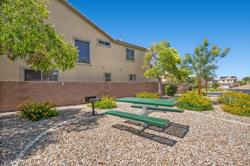 1640 Yellow Tulip, Henderson, NV 89012