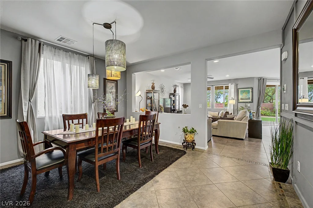 10313 Aragon Crown, Las Vegas, NV 89135