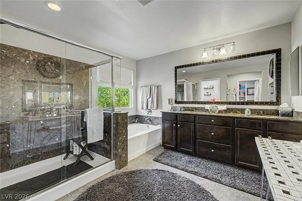 10313 Aragon Crown, Las Vegas, NV 89135