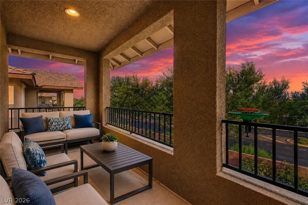 10313 Aragon Crown, Las Vegas, NV 89135