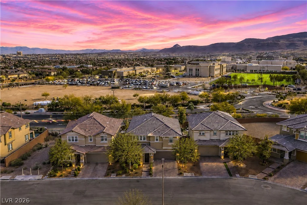 10313 Aragon Crown, Las Vegas, NV 89135
